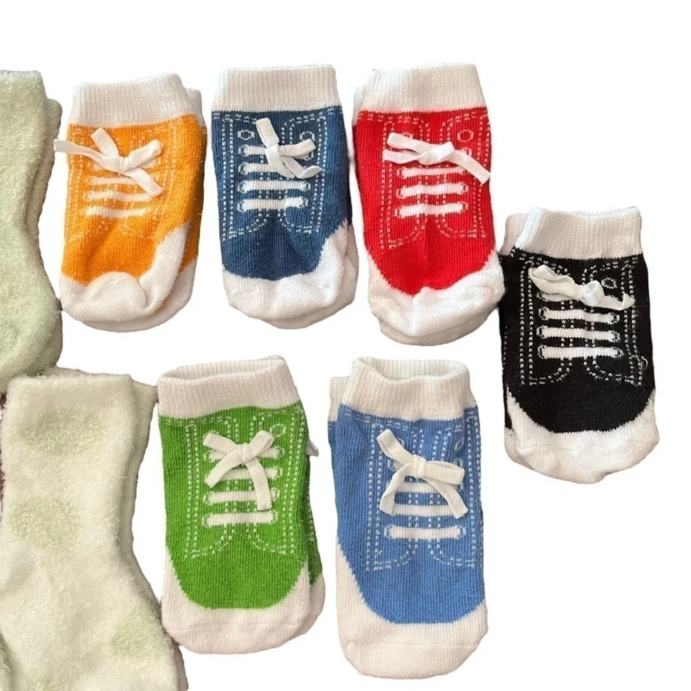 Bundle of 11 pairs of high-quality baby socks including 6 multicolor Trumpette